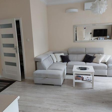 Come&Stay Zielona Gora Exterior foto