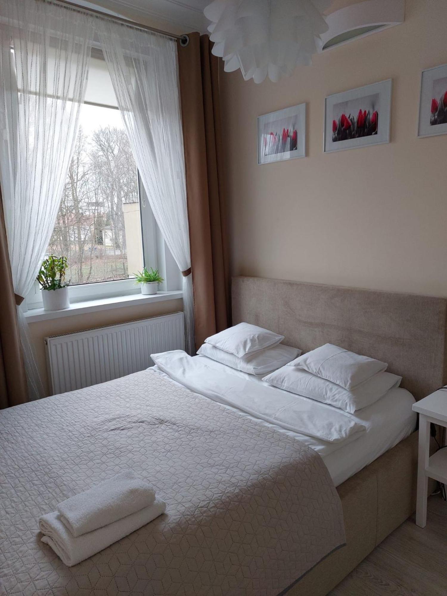 Come&Stay Zielona Gora Exterior foto