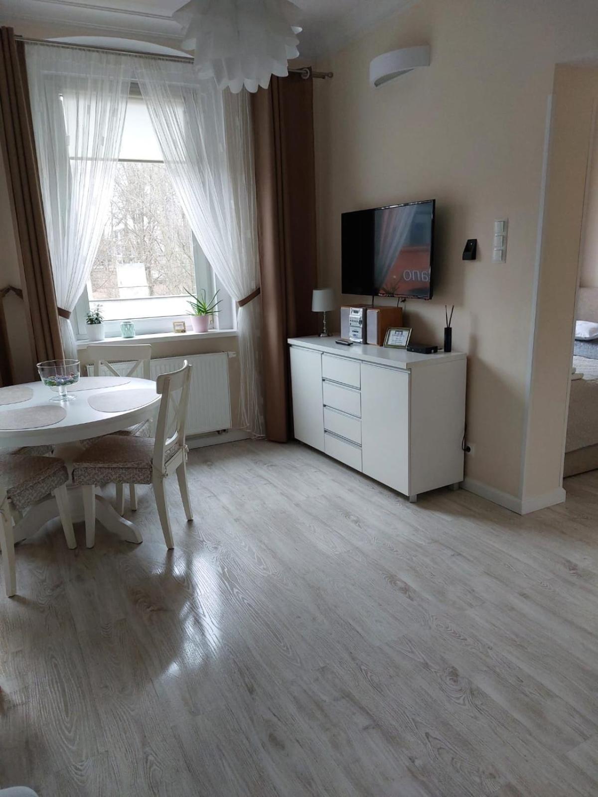 Come&Stay Zielona Gora Exterior foto