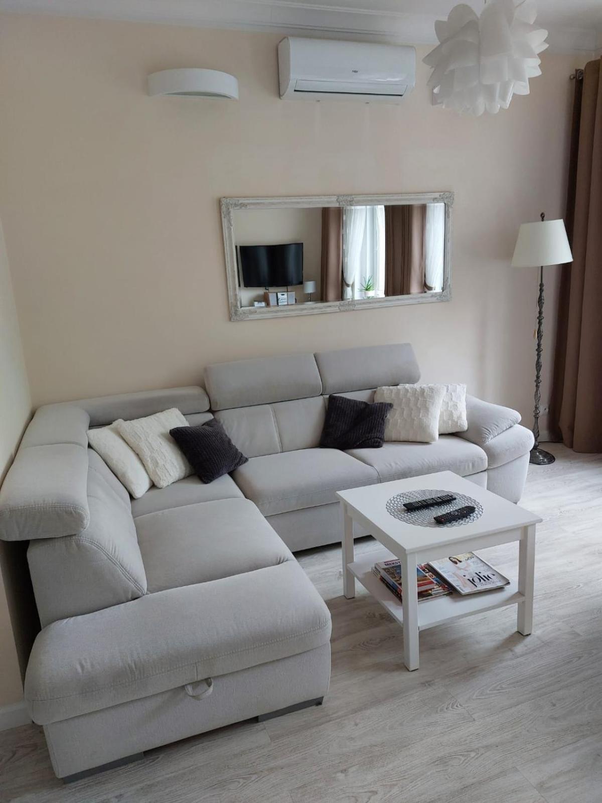 Come&Stay Zielona Gora Exterior foto